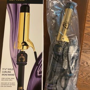 1 1/2” gold curling iron/wand